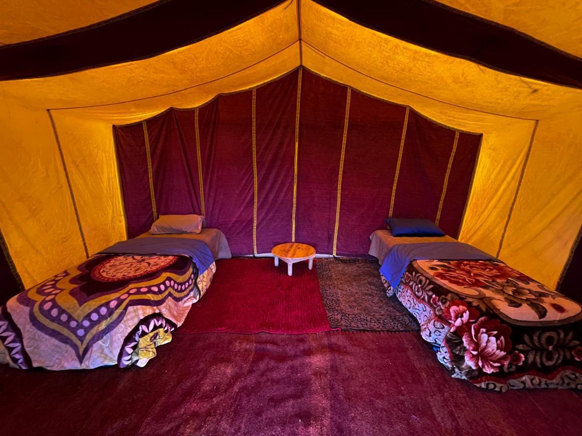 Bivouac Les Nomades & Foum Zguid To Chegaga Tours Hotel Bagian luar foto