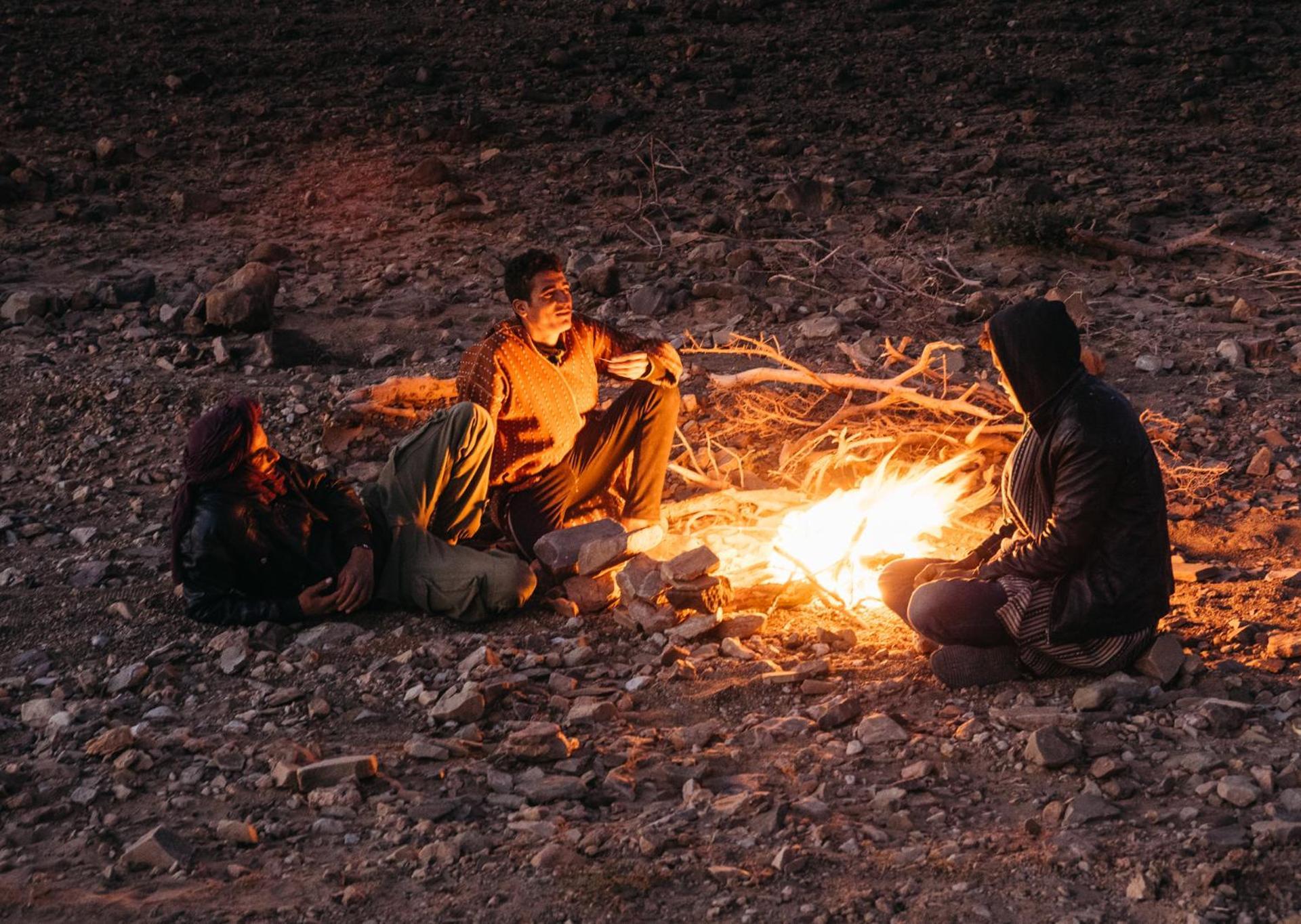 Bivouac Les Nomades & Foum Zguid To Chegaga Tours Hotel Bagian luar foto