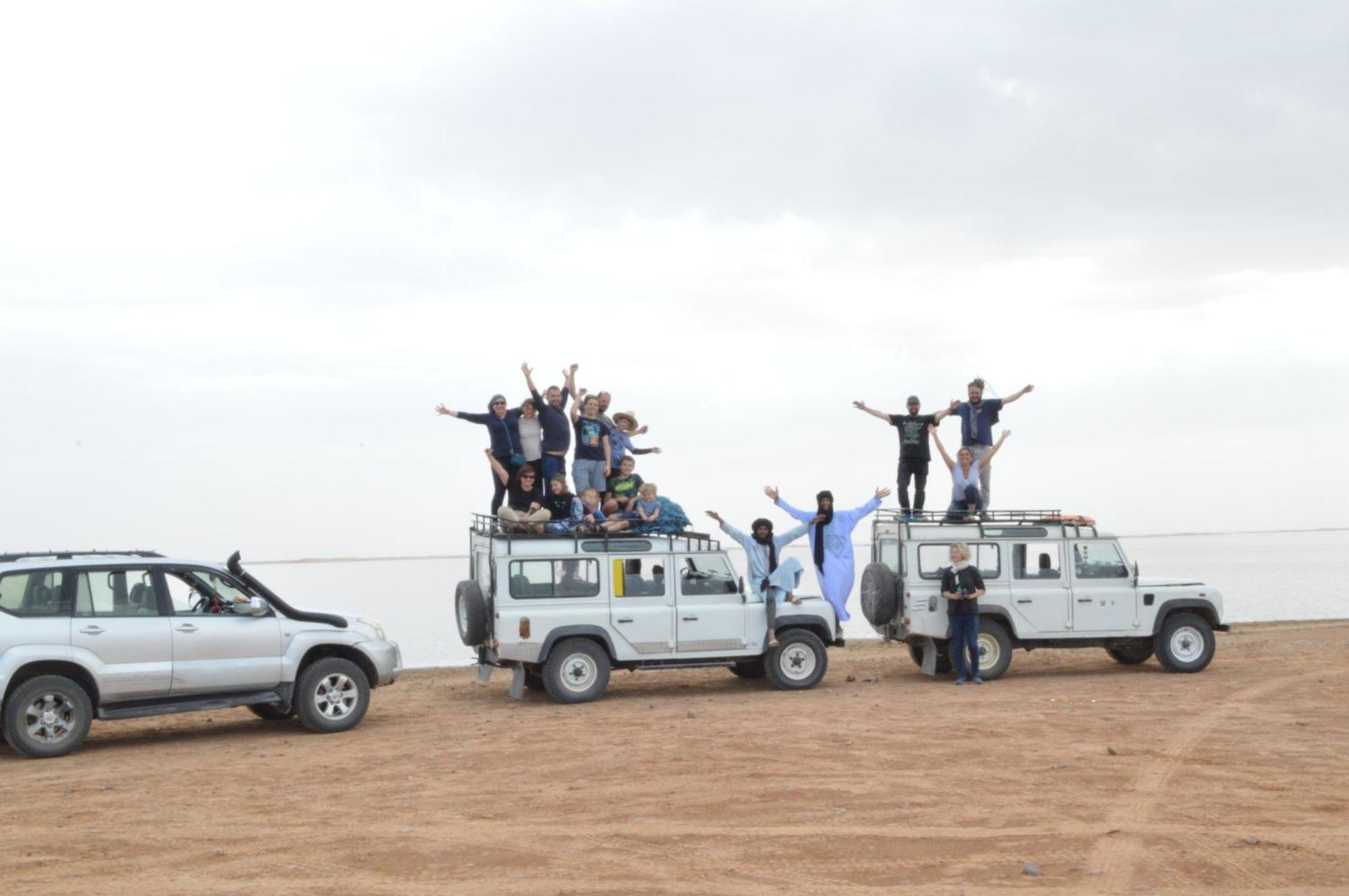 Bivouac Les Nomades & Foum Zguid To Chegaga Tours Hotel Bagian luar foto