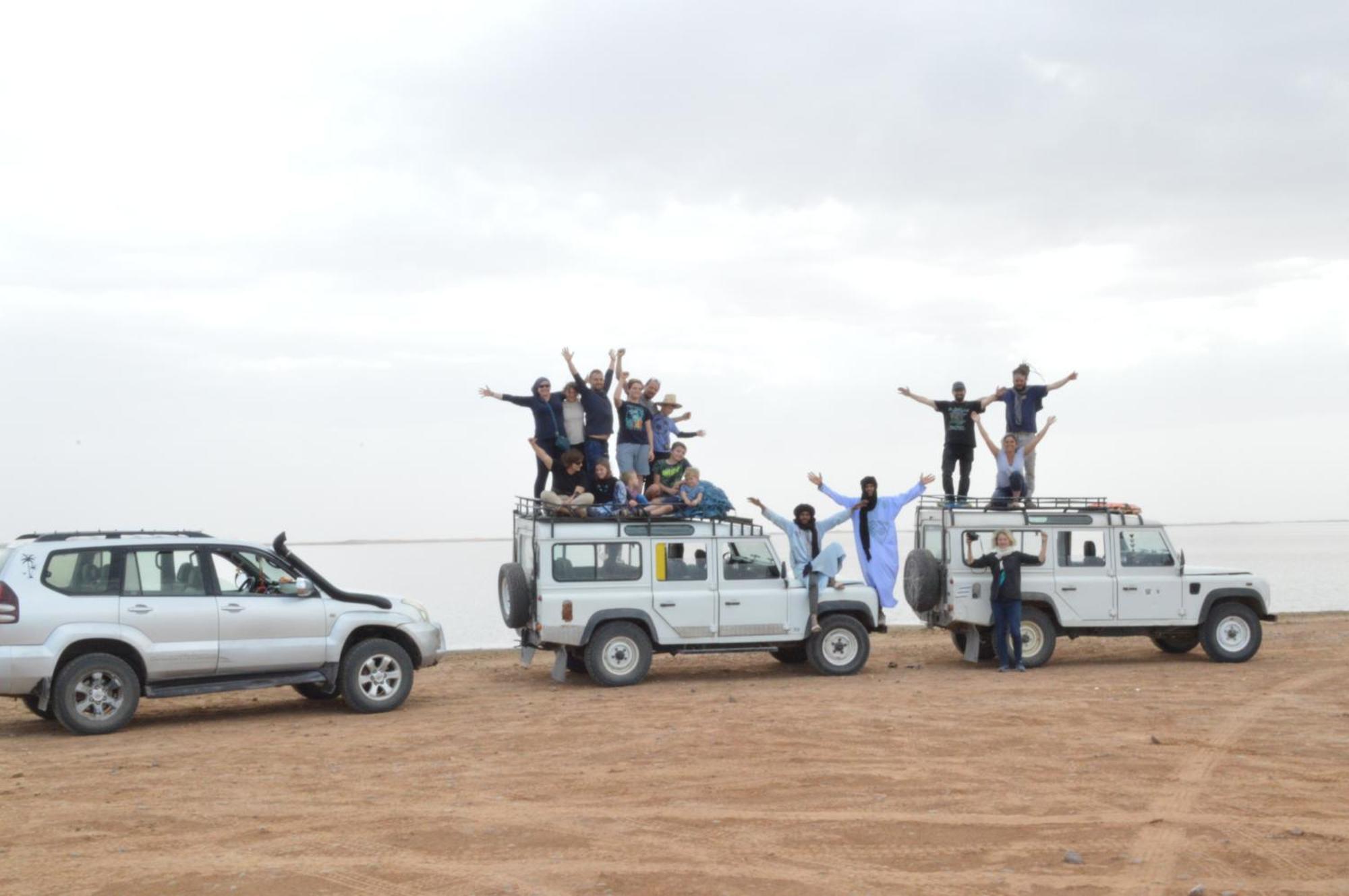 Bivouac Les Nomades & Foum Zguid To Chegaga Tours Hotel Bagian luar foto